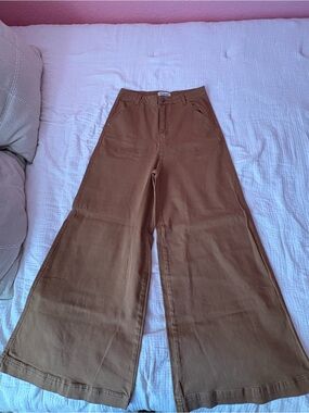 Listicle Wide-Leg High-Rise Pants in Brown